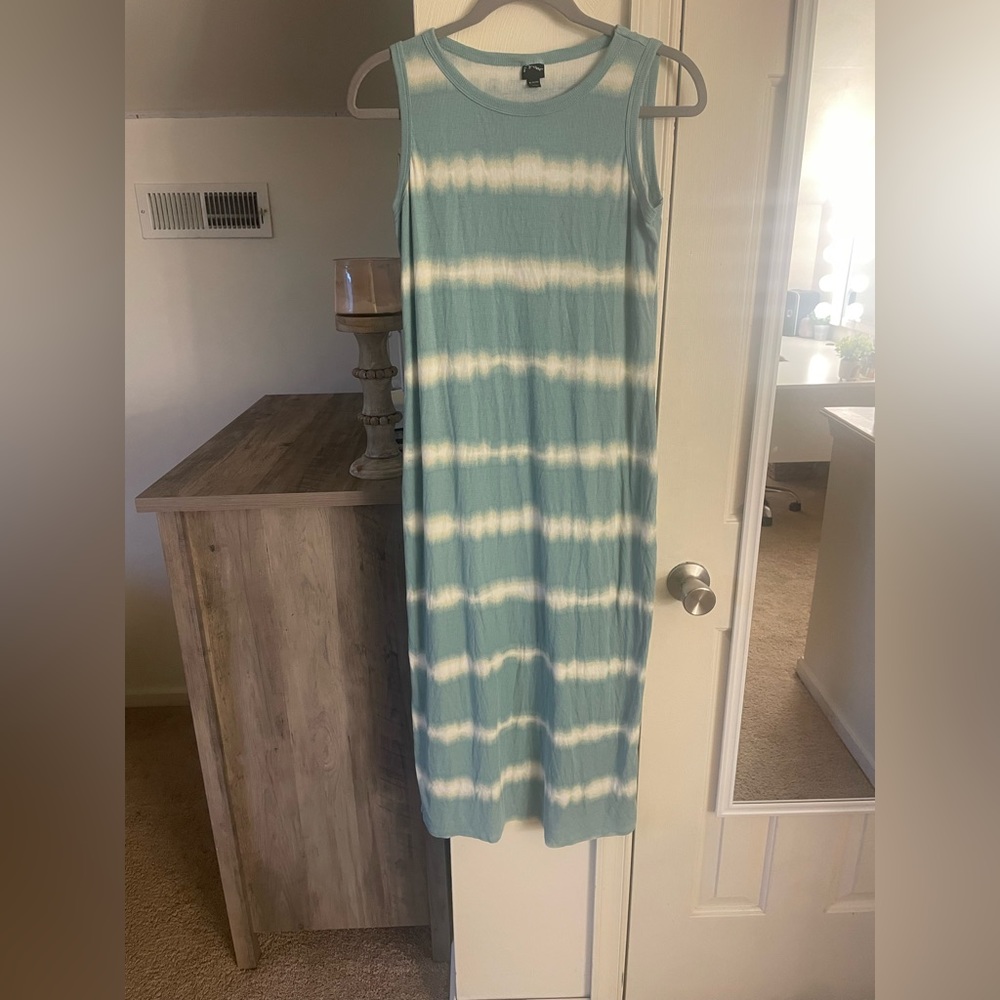 Women’s dress